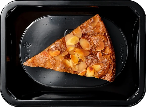 Блюдо: Шарлотка с яблоками на миндальной муке 